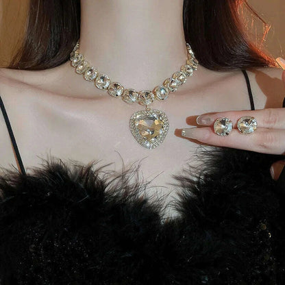 2 Pcs Rhinestone Heart Pendant Necklace Set Exaggerated Geometric Earring Light Luxury Temperament Fashion Women's Jewelry Sets