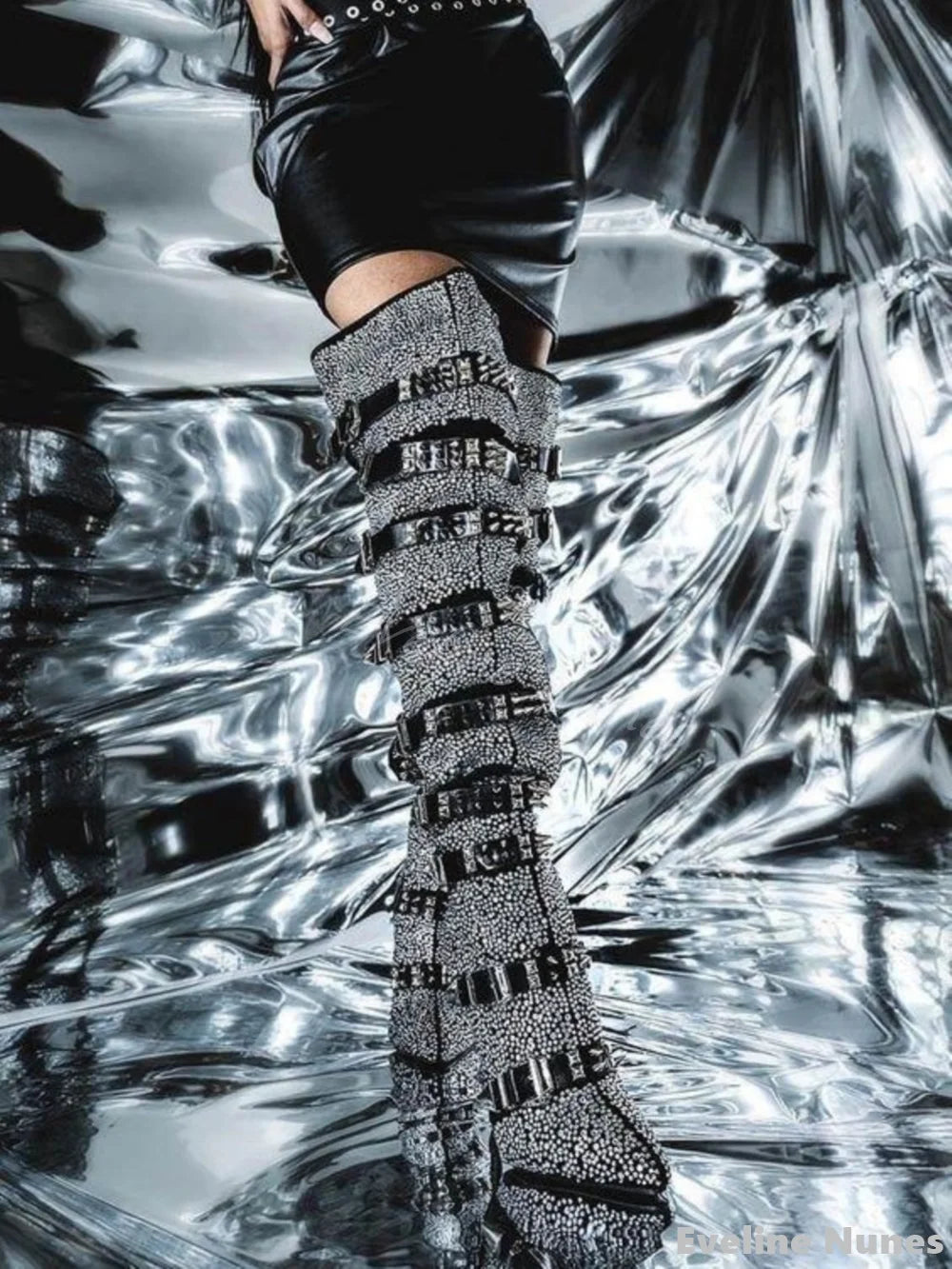 Luxury Crystal Buckles Over The Knee Boots Women Bling Rivets Pointed Toe Iron Heels Long Boots 2024 Fashion Party Catwalk Boots