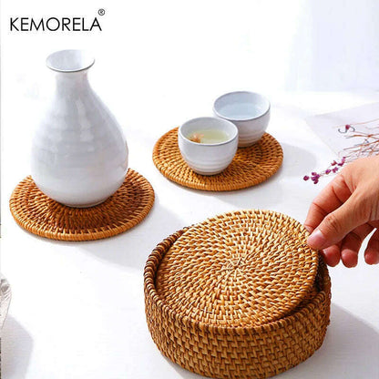 KEMORELA 1PC Round Natural Rattan Coasters Bowl Pad Handmade Padding Cup Mat Insulation Placemats Kitchen Decoration Accessories