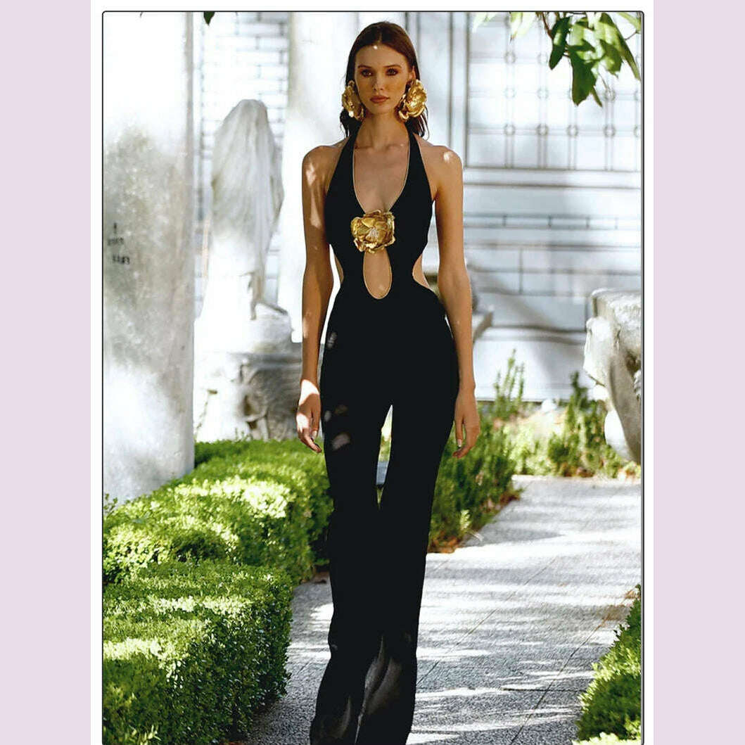 VC Black Jumpsuit With Gold Lining 3D Stero Flower Details Key Hole Halter Backless Hollow Out Rommpers Cocktail Party Outfits